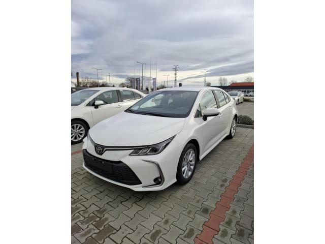 COROLLA Sedan 1.5 Comfort Benzines/kézi váltós! Utolsó lehetőség! Készletről azonnal vihető!