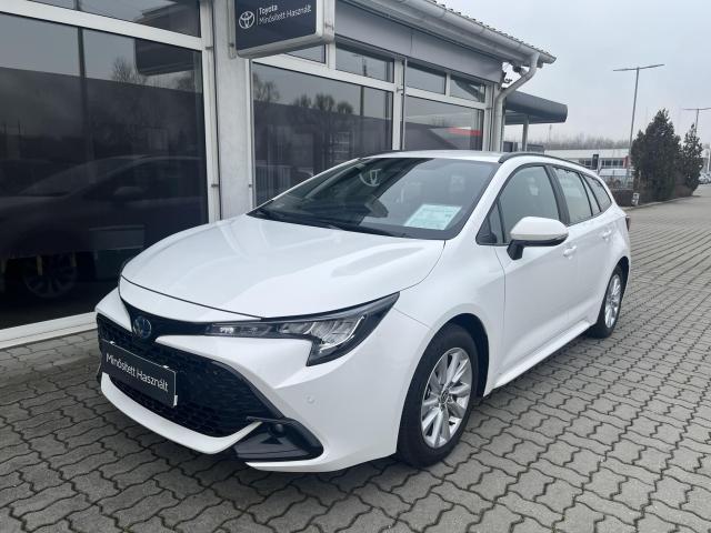 COROLLA Touring Sports 1.8 Hybrid Comfort Tech e-CVT Ajándék téligumis acél kerékszettel!