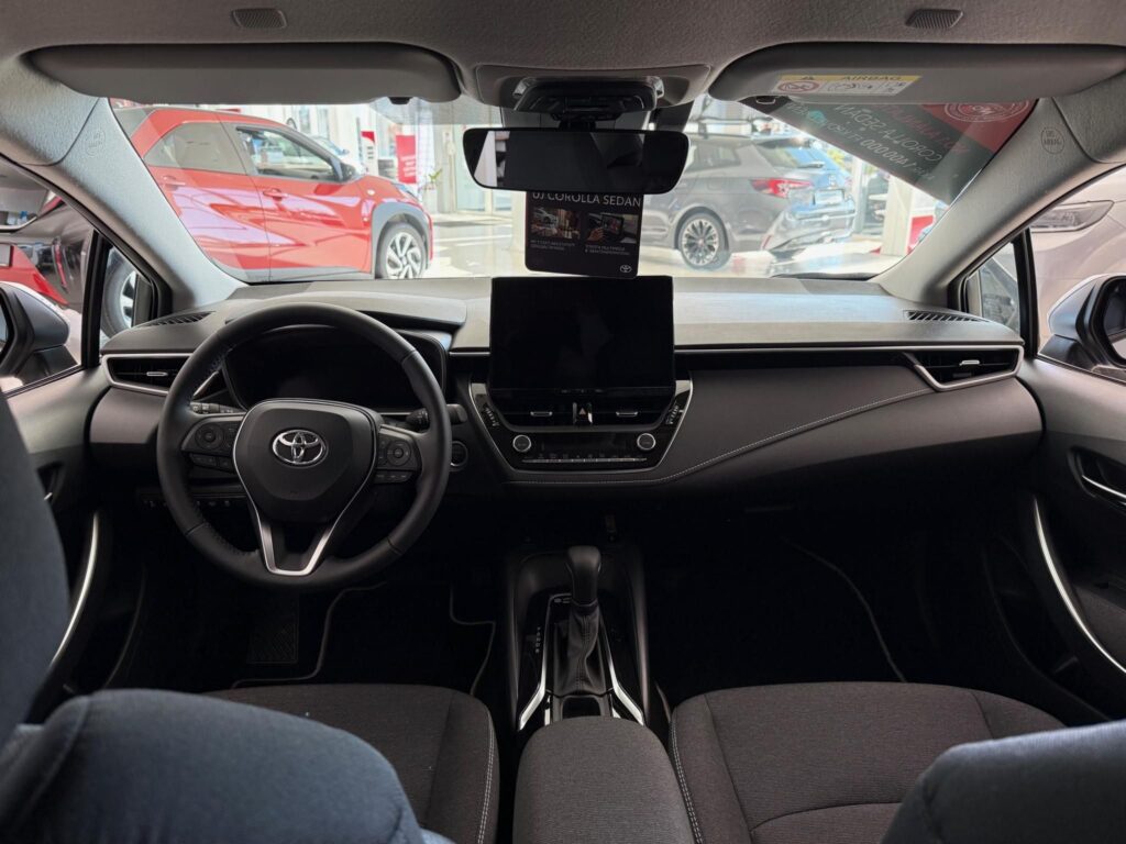 COROLLA 1.8 Hybrid Comfort Style Tech e-CVT Készletről azonnal vihető!