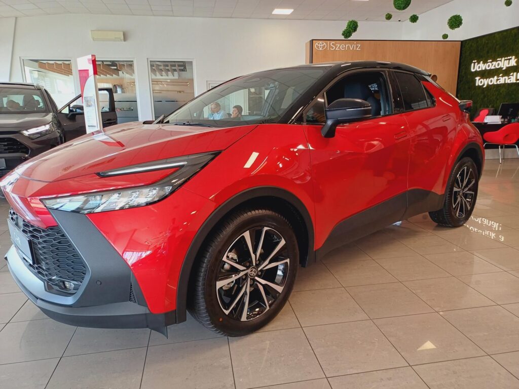 C-HR 1.8 Hybrid Style e-CVT készletről