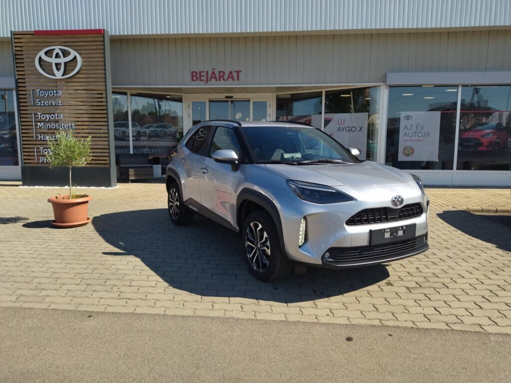 YARIS CROSS 1.5 Hybrid Style e-CVT 130Le FWD