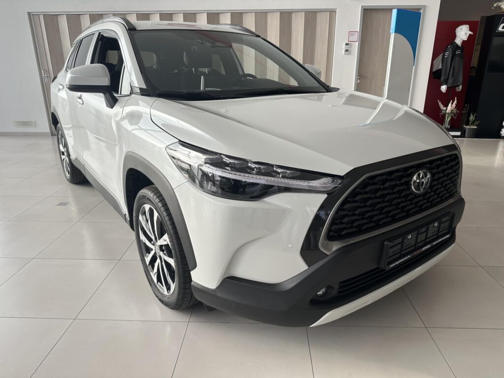COROLLA CROSS 1.8 Hybrid Style+Tech e-CVT Készletről megvásárolható akár akciós Easy finanszírozással