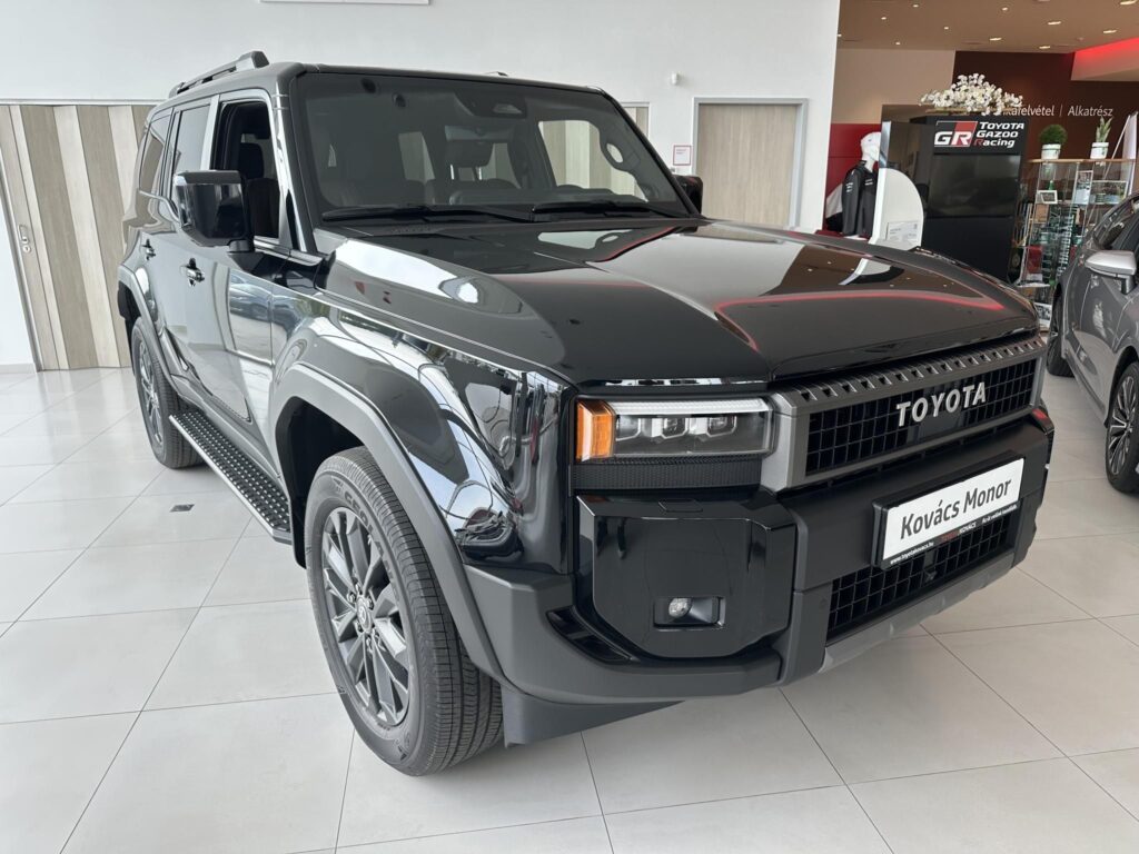 LAND CRUISER 2.8 D-4D Executive Panoroof (Automata)