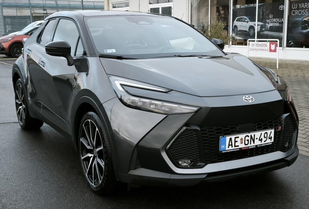 C-HR 2.0 Hybrid GR Sport Tech Premier Edition AWD e-CVT