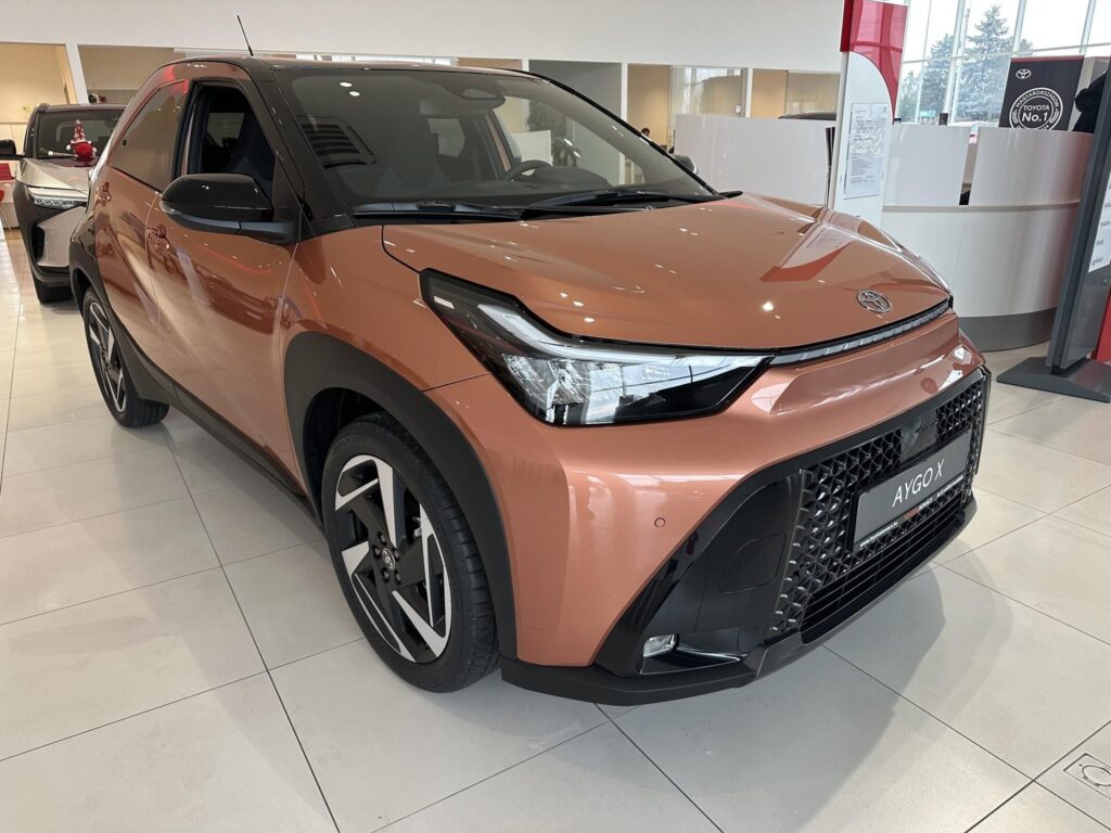 AYGO X 1.5 Hybrid Executive e-CVT