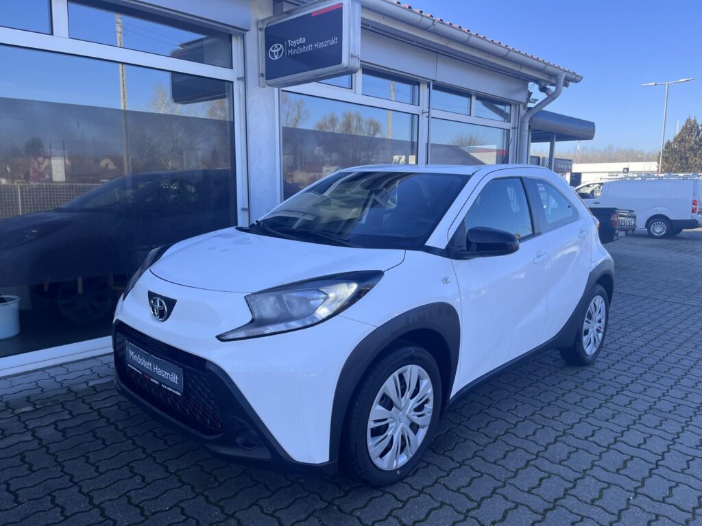 AYGO X 1.0 VVT-i Comfort Business