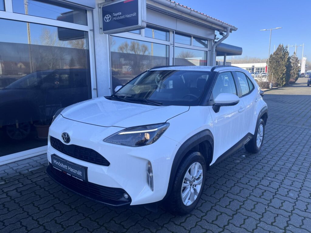 YARIS CROSS 1.5 VVT-i Comfort Minősitett használtautó garanciával. Mo-i vez.szk