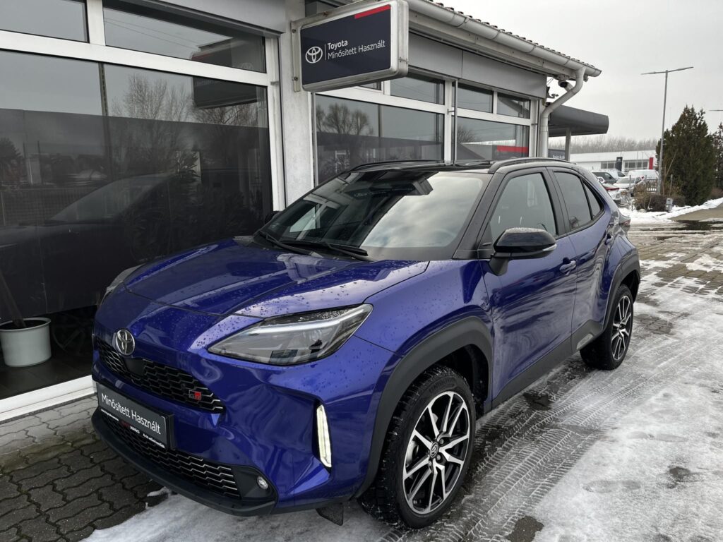 YARIS CROSS 1.5 Hybrid GR SPORT e-CVT Minősített használt garanciával!