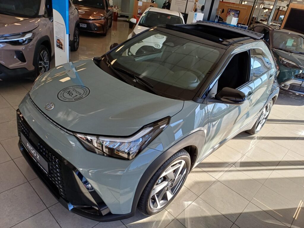 AYGO X 1.5 Hybrid Executive e-CVT Elektromos Ponyvatetővel!!!