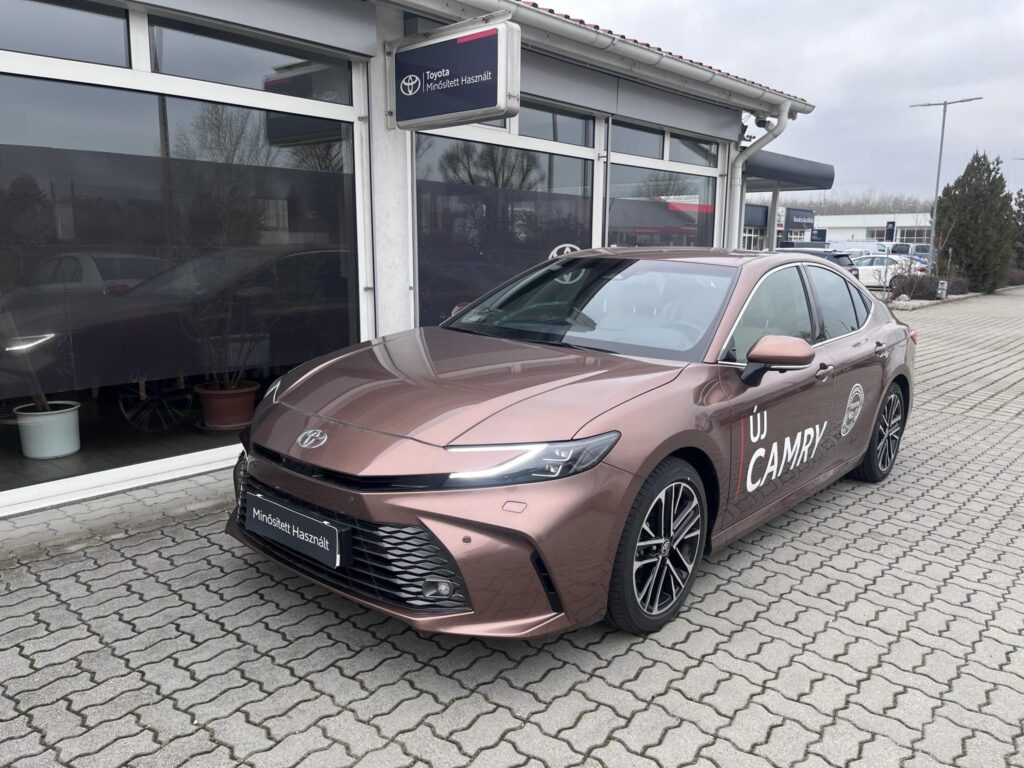 CAMRY 2.5 Hybrid Executive e-CVT Minősített használtautó garanciával!