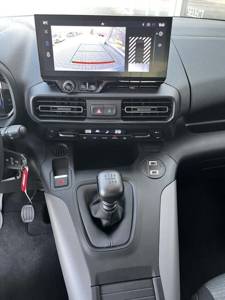 PROACE City Verso 1.5D Family L2H1 [7 személy] 2 év Minősített Használt Garanciával