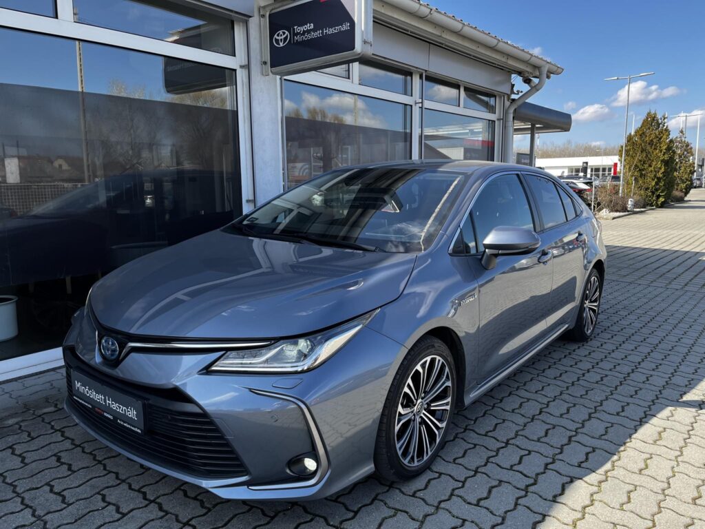 COROLLA 1.8 Hybrid Comfort Style Tech e-CVT Minősített használtautó garanciával!