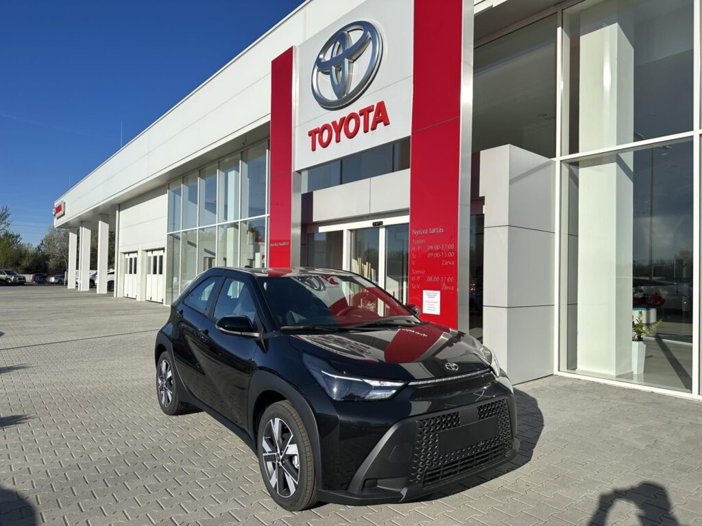 AYGO X 1.5 Hybrid Comfort e-CVT