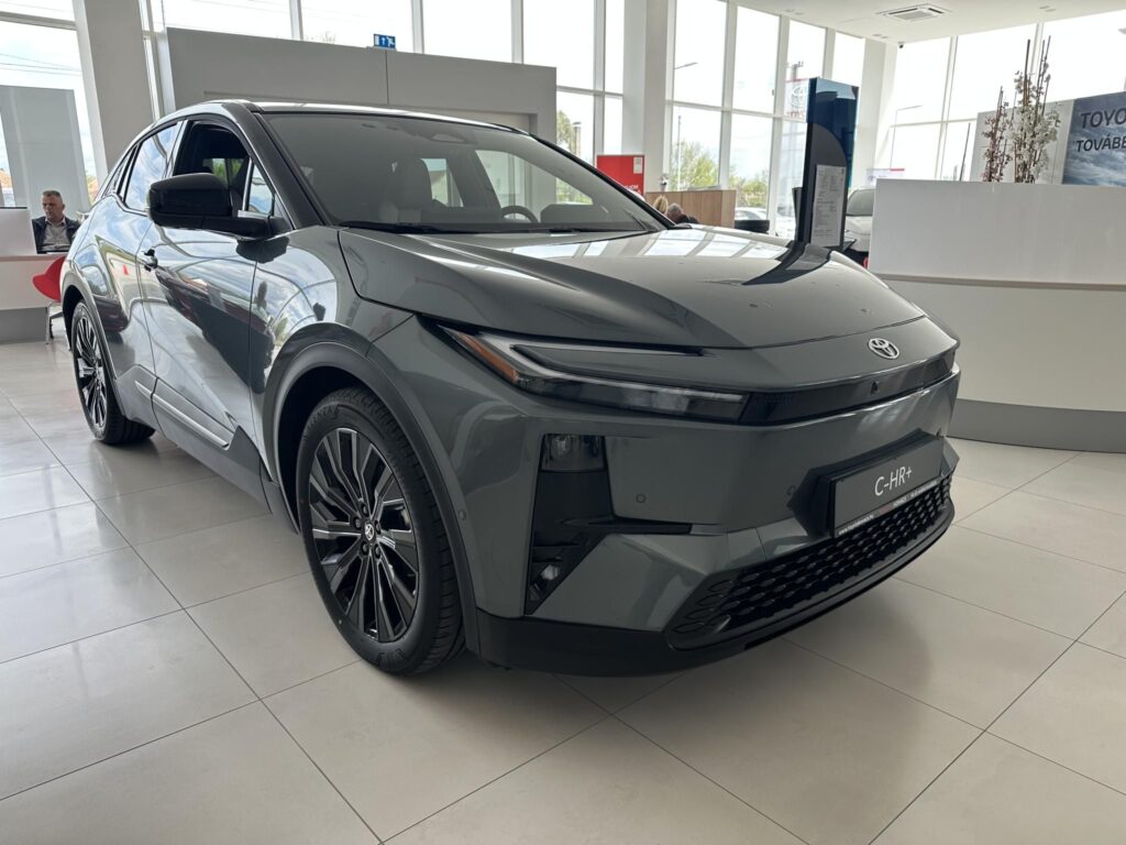 C-HR C-HR+ 77 kWh Executive AWD