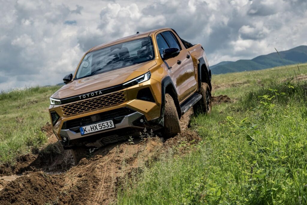 HILUX 2.8 D-4D MHEV 4×4 Double Executive (Automata) Rendelhető!