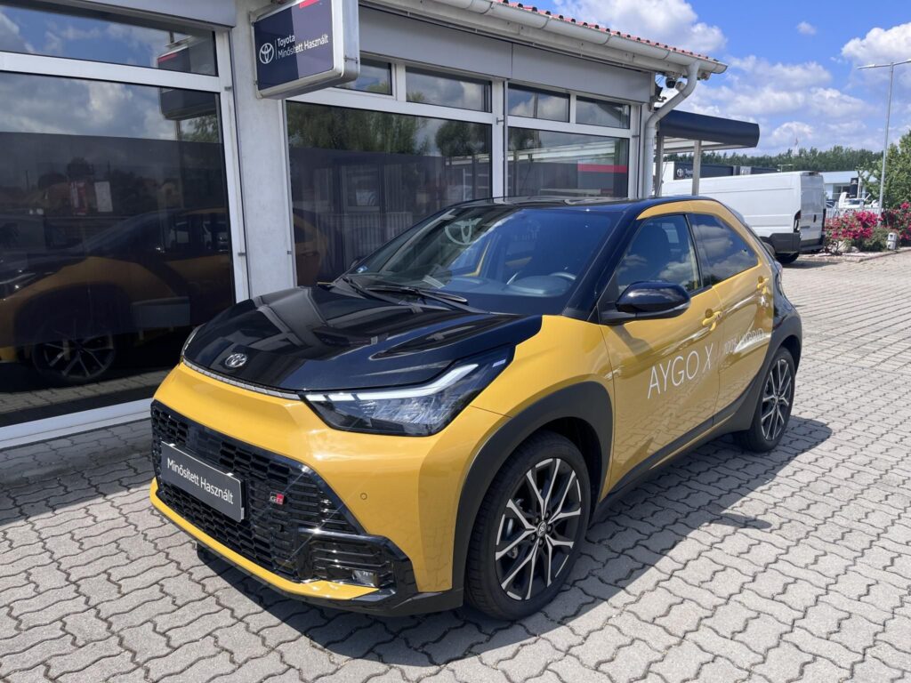 AYGO X 1.5 Hybrid GR Sport e-CVT