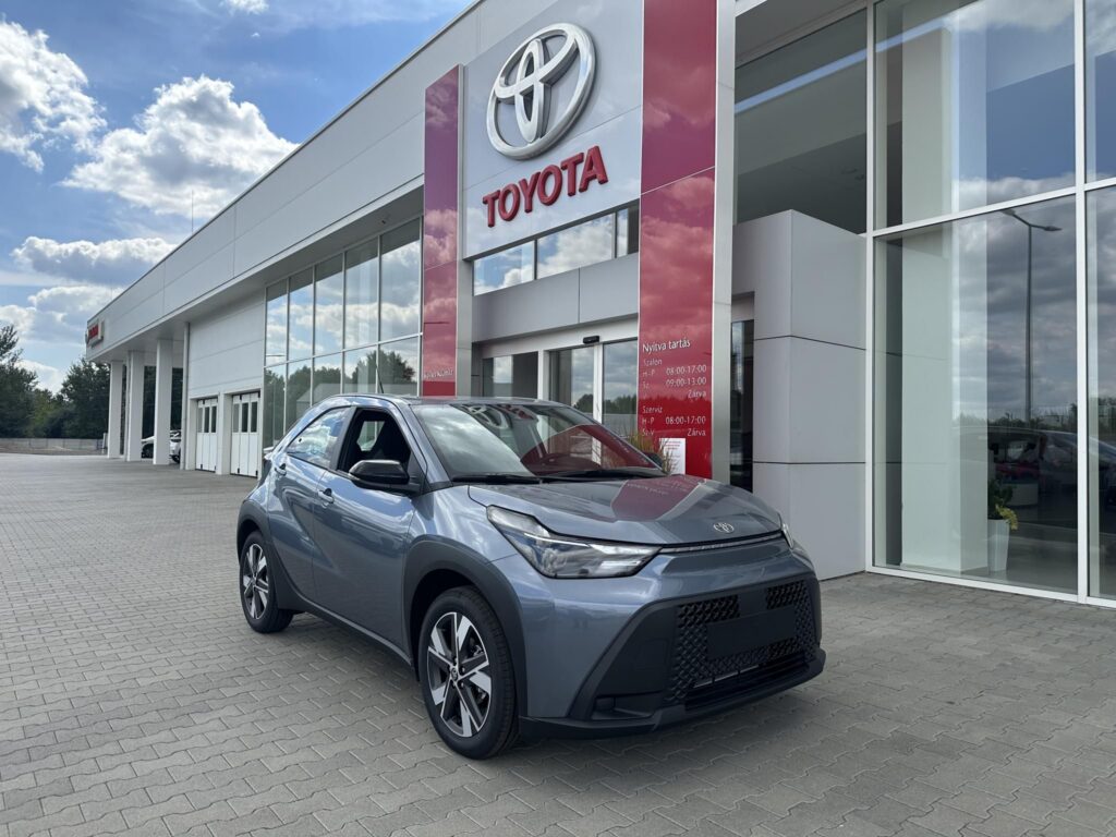 AYGO X 1.5 Hybrid Comfort e-CVT