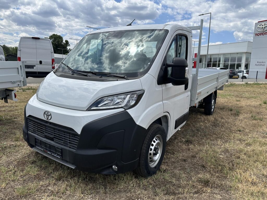 PROACE Max 2.2 D-4D L4 3.5 t Active Base