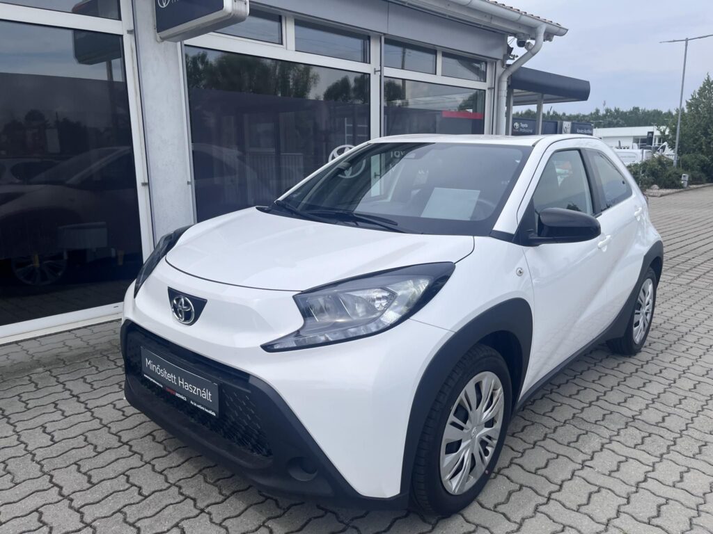 AYGO X 1.0 VVT-i Comfort Business