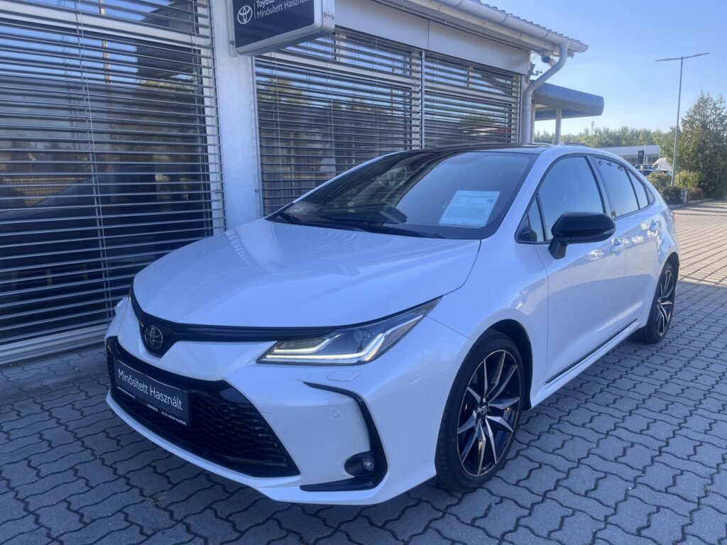 COROLLA 1.8 Hybrid GR Sport e-CVT Minősített használtautó garanciával!