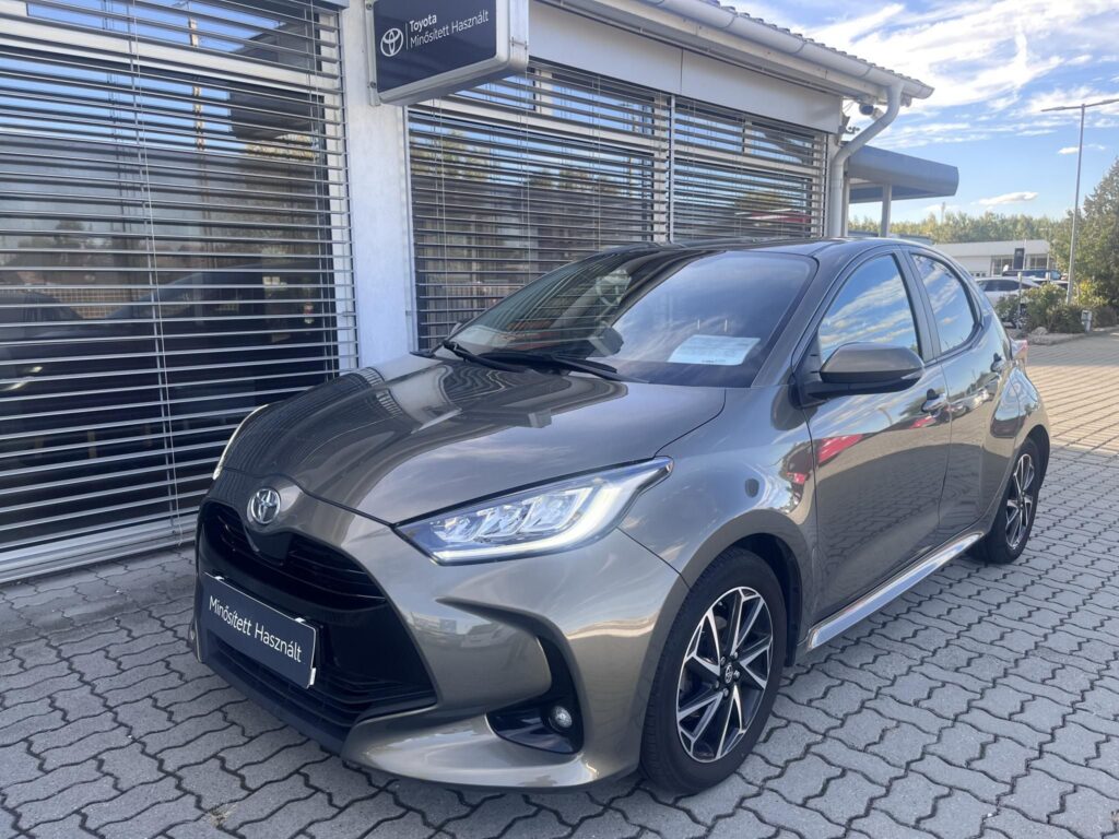 YARIS 1.5 VVT-i Comfort Style Tech CVT Minősített használtautó garanciával!